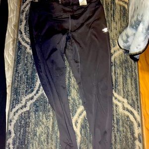 Color black, size large, clothing leggings